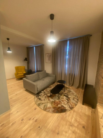 Pārdod mājīgu un kvalitatīvi renovētu dzīvokli Rīgas centrā!  Pārdod divistabu dzīvokli, Rīga - foto 1