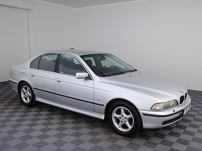 BMW 520 Business ATM 2.0 110kW Tallina - foto 1