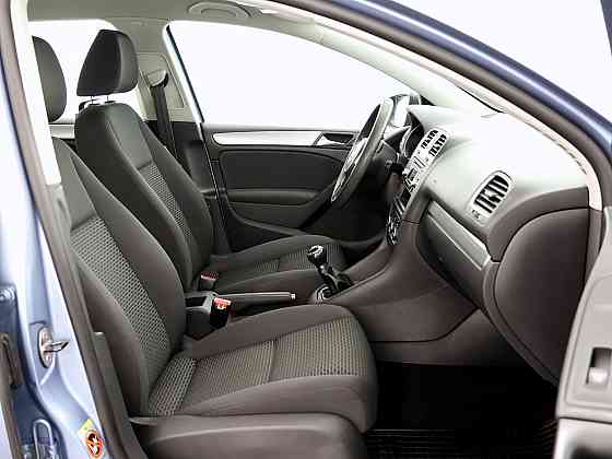 Volkswagen Golf Comfortline 1.4 90kW Tallina