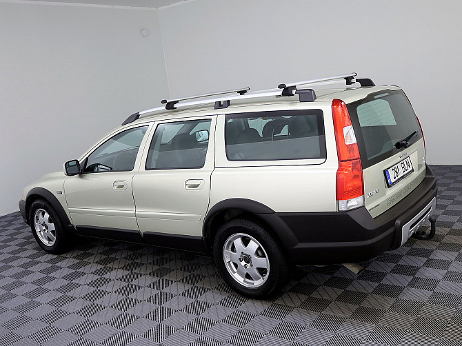 Volvo XC70 Summum Facelift ATM 2.4 D5 136kW Tallina - foto 4