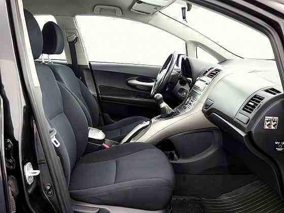 Toyota Auris Linea Sol 1.6 91kW Tallina