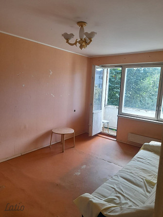 Pārdod divu istabu dzīvokli Vecmilgrāvī. Dzīvoklī nepieciešams remonts.
Dzīvoklis ar Rīga - foto 2