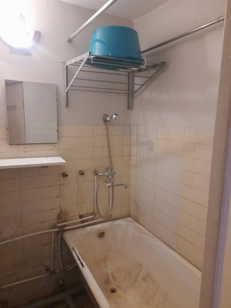 Pārdod divu istabu dzīvokli Vecmilgrāvī. Dzīvoklī nepieciešams remonts.
Dzīvoklis ar Rīga - foto 5