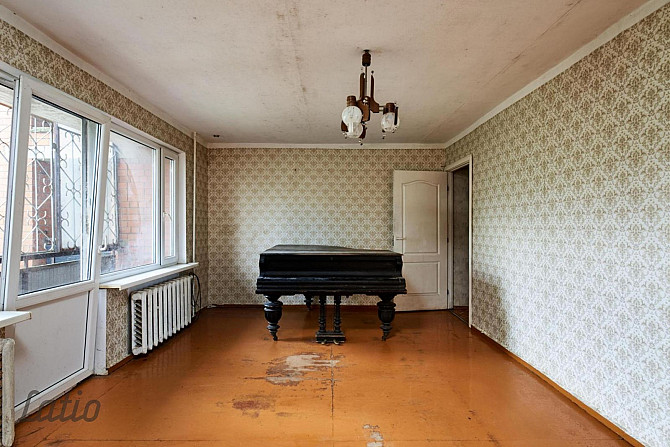Tiek pārdots 3.istabu dzīvoklis Čehu projekta mājā ar 2 lodžijām, otrajā stāvā.
Izcils Rīga - foto 1