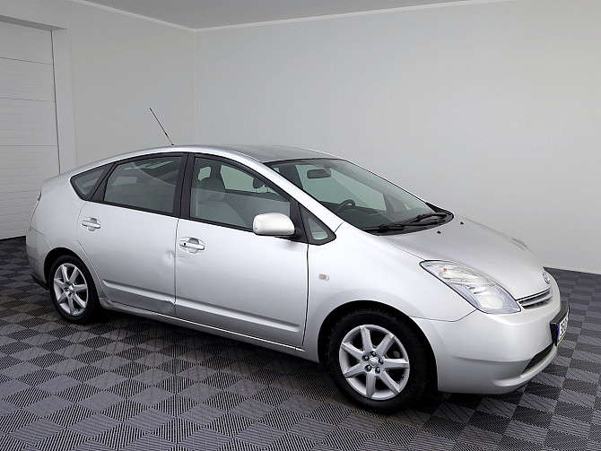 Toyota Prius Hybrid 1.5 57kW Tallina - foto 1