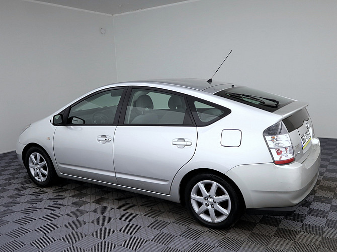 Toyota Prius Hybrid 1.5 57kW Tallina - foto 4