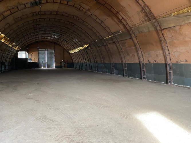 Noliktavas telpas Rumubulā.  + Pusapaļais angārs 612 m2; + 1. stāvs; + 2 divviru vārti 4.2x3m; Rīga - foto 6
