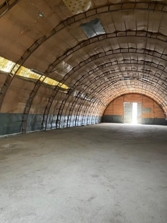 Noliktavas telpas Rumubulā.  + Pusapaļais angārs 612 m2; + 1. stāvs; + 2 divviru vārti 4.2x3m; Rīga - foto 7