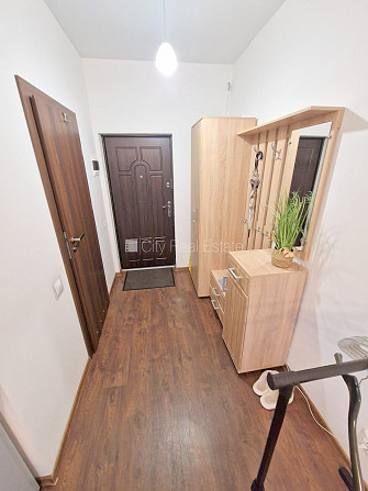 Fasādes māja, renovēta māja, slēgts pagalms, vieta automašīnai, kāpņu telpa pēc Rīga - foto 14