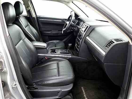 Chrysler 300 C Luxury ATM 3.5 183kW Tallina