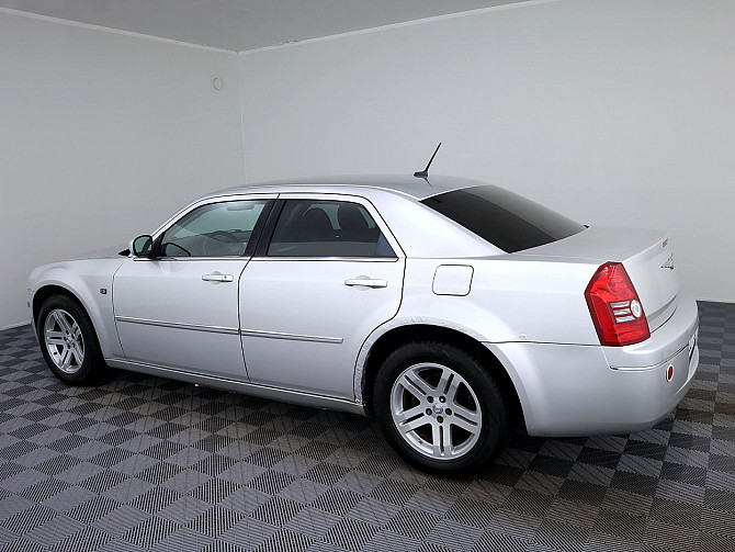 Chrysler 300 C Luxury ATM 3.5 183kW Таллин - изображение 4