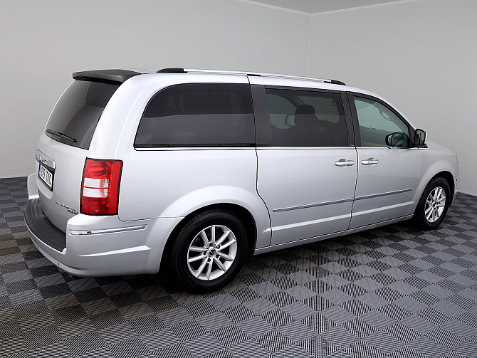 Chrysler Grand Voyager Limited ATM 2.8 CRD 120kW Таллин - изображение 3