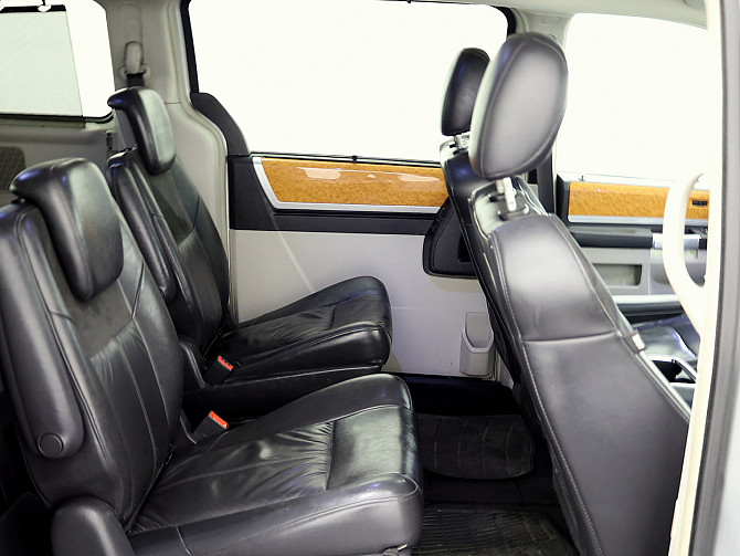 Chrysler Grand Voyager Limited ATM 2.8 CRD 120kW Таллин - изображение 7