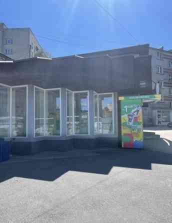 Nomai tiek piedāvātas tirdzniecības telpas Juglā ar kopējo platību 160 m2. Atvērta tipa plānojums. T Rīga