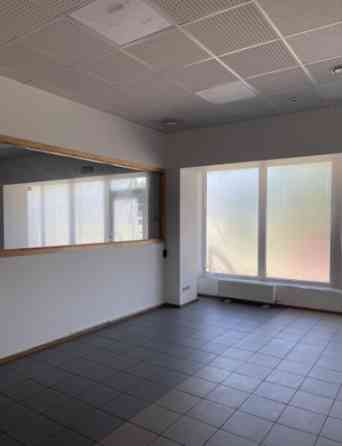 Nomai tiek piedāvātas tirdzniecības telpas Juglā ar kopējo platību 160 m2. Atvērta tipa plānojums. T Rīga