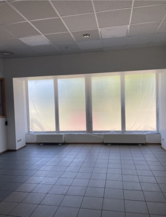 Nomai tiek piedāvātas tirdzniecības telpas Juglā ar kopējo platību 160 m2. Atvērta tipa Rīga - foto 4