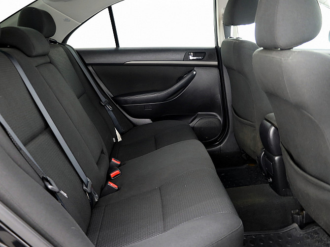 Toyota Avensis Linea Sol 2.0 108kW Таллин - изображение 7