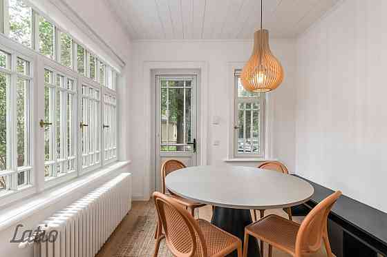 Pārdošanā dzīvoklis Kalnciema kvartālā
Tiek piedāvāts mājīgs un pilnībā aprīkots dzīvoklis vienā no  Рига