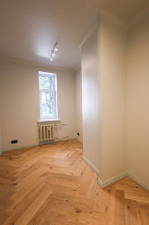 3-комнатная квартира во дворе  Квартира расположена в отремонтированном доме в Рига - изображение 6