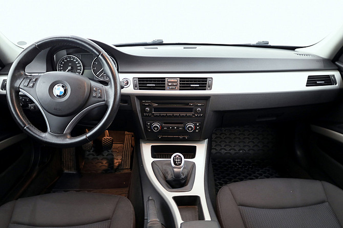BMW 320 Business Facelift 2.0 125kW Таллин - изображение 5