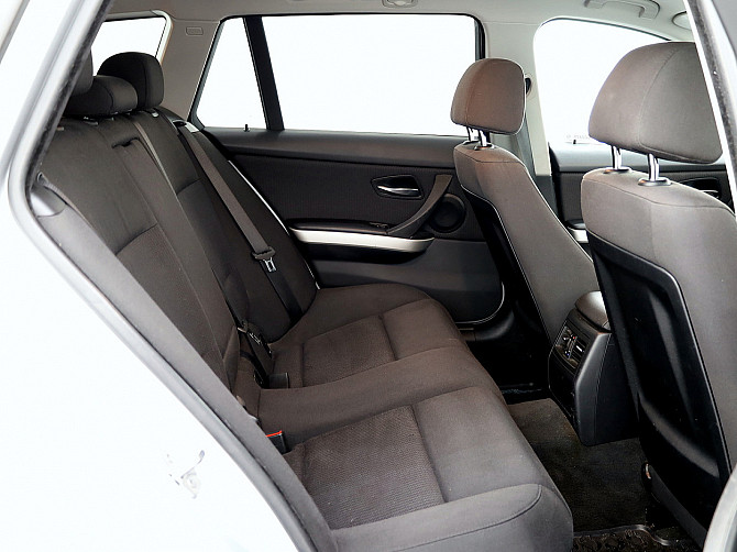 BMW 320 Business Facelift 2.0 125kW Таллин - изображение 7