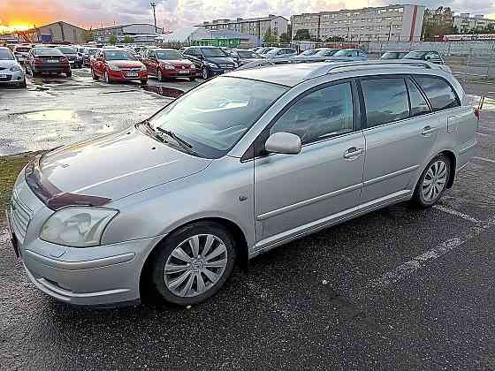 Toyota Avensis Luxury ATM 2.4 120kW Tallina