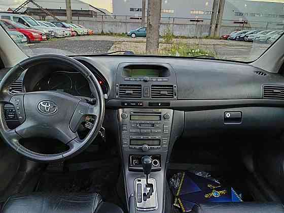 Toyota Avensis Luxury ATM 2.4 120kW Tallina