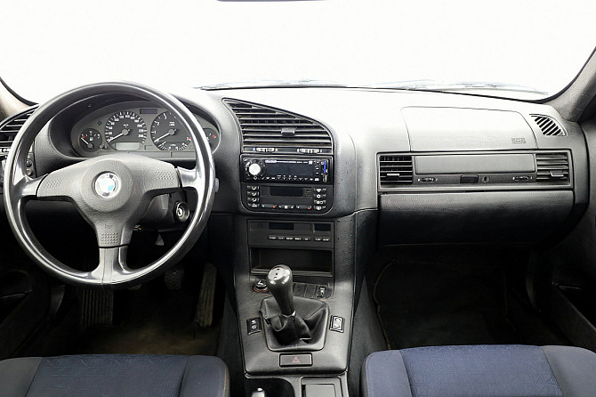 BMW 318 Touring Facelift 1.8 85kW Таллин - изображение 5