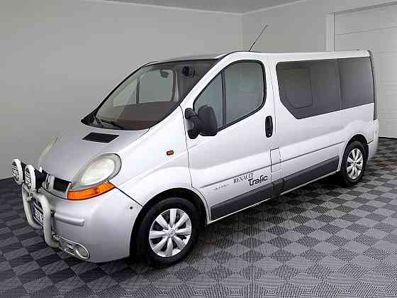 Renault Trafic Passenger 2.5 dCi 99kW Tallina