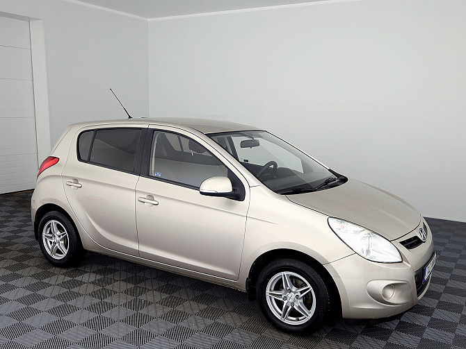Hyundai i20 Elegance ATM 1.4 74kW Tallina - foto 1