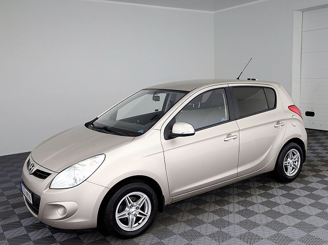 Hyundai i20 Elegance ATM 1.4 74kW Tallina - foto 2