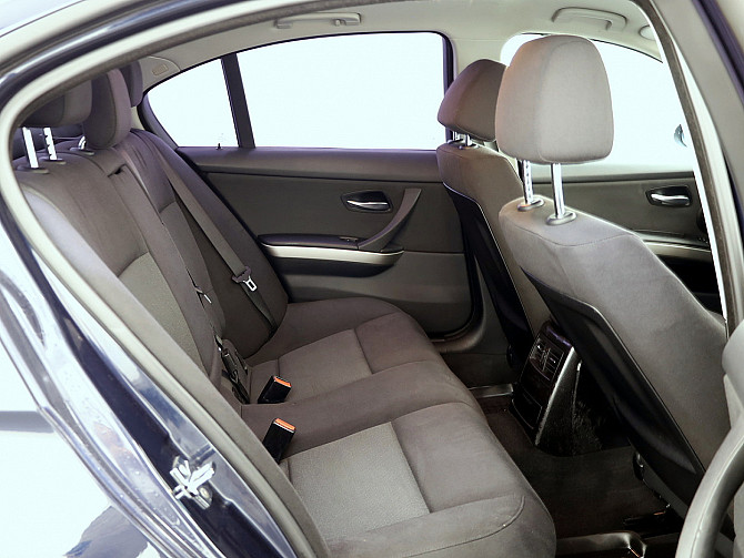 BMW 320 Business 2.0 D 130kW Таллин - изображение 7