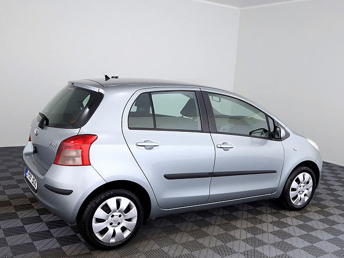 Toyota Yaris Linea Sol A-C 1.0 51kW Таллин - изображение 3