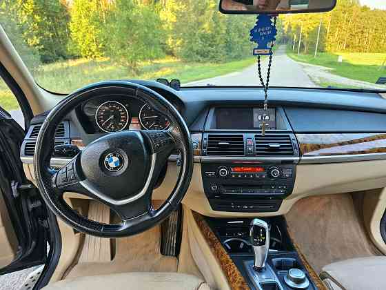 Tiek pārdots BMW X5 2007 gada 3.0d 173kw, auto uzturēts labā vizuālā un tehniskā stāvoklī.... Балдоне