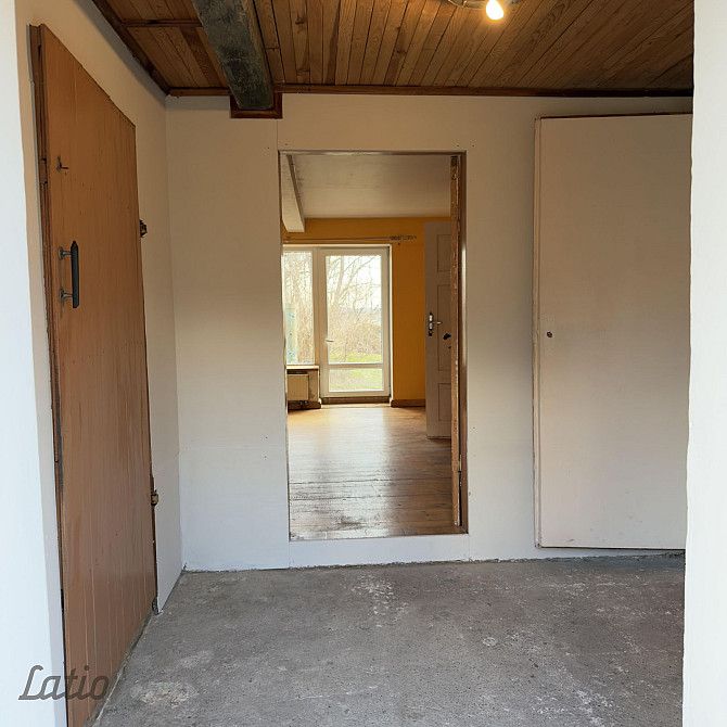 Šis īpašums gaida īsto saimnieku, lai pārvērstu to par vietu, kur atgriežas ar prieku. Tā ir māja ar Кулдига и район - изображение 6