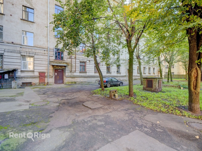 Pārdod 4 istabu dzīvokli Rīgas centrā!  Telpas ir apvītas ar gaismu un vērību, ar augstiem griestiem Рига - изображение 12
