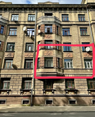 Pārdod 4 istabu dzīvokli Rīgas centrā!  Telpas ir apvītas ar gaismu un vērību, ar augstiem griestiem Рига - изображение 9