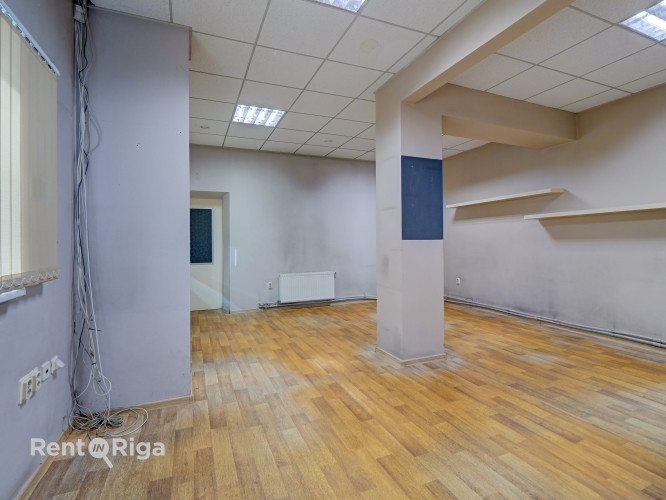 Izīrē apkurināmas telpas ar rampu un ofisu!  Telpas piemērotas: + Darbnīcai + Noliktavai + Ražošanai Рига - изображение 14