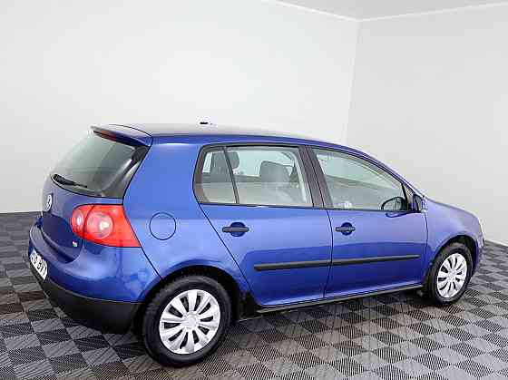Volkswagen Golf Comfortline 1.6 75kW Tallina