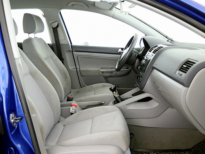 Volkswagen Golf Comfortline 1.6 75kW Tallina - foto 6