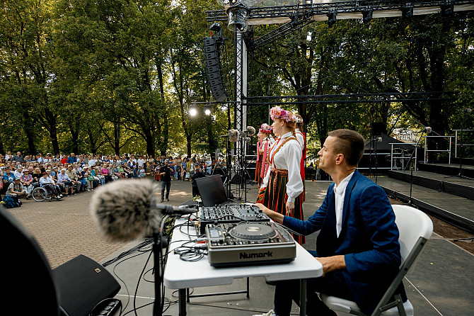 Tavs pasākums – mana skaņu pasaule!
Piedāvāju DJ pakalpojumus jebkāda veida pasākumiem –... Балдоне - изображение 3
