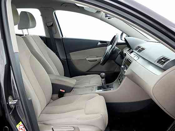 Volkswagen Passat Comfortline 1.8 118kW Таллин
