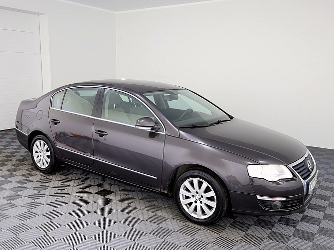 Volkswagen Passat Comfortline 1.8 118kW Таллин - изображение 1