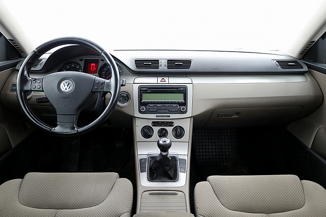 Volkswagen Passat Comfortline 1.8 118kW Таллин - изображение 5