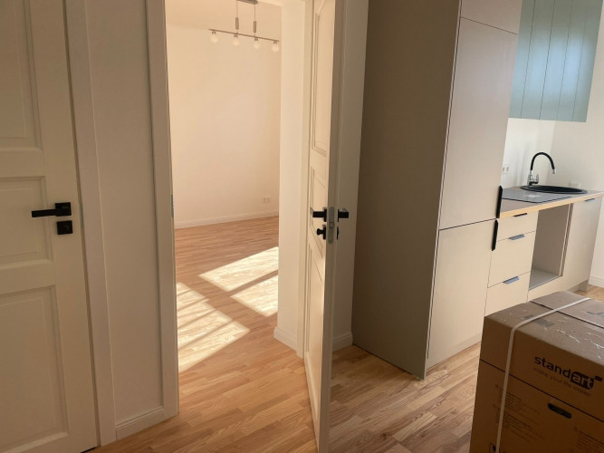 Продается cветлая солнечная 2-комнатная квартира с отдельной кухней.  Планировка Рига - изображение 5