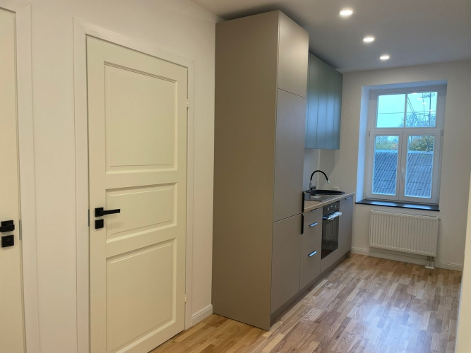 Продается cветлая солнечная 2-комнатная квартира с отдельной кухней.  Планировка Рига - изображение 12