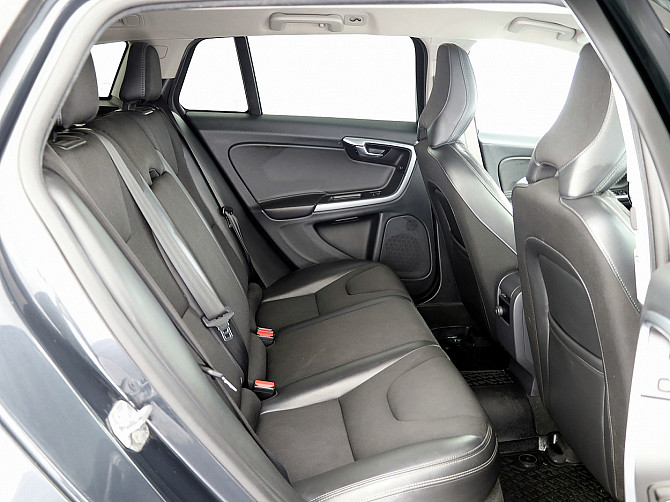 Volvo V60 Summum Facelift ATM 2.0 D4 140kW Tallina - foto 7