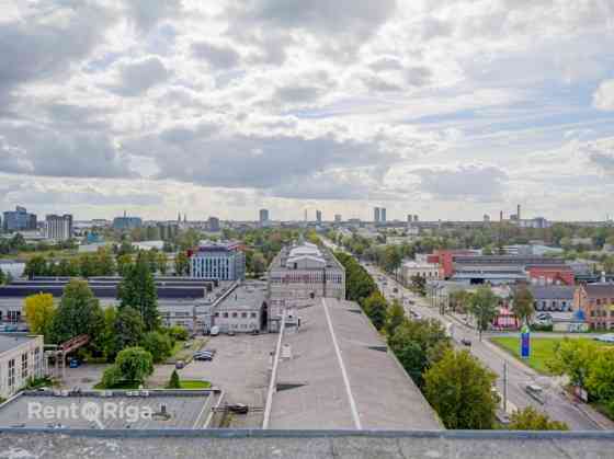 В аренду предлагается качественный, просторный офис в реновированном здании по Rīga