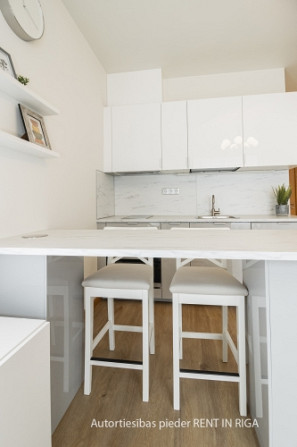 Jauns un kvalitatīvs studio dzīvoklis jaunajā projektā. Aprīkots ar gaumīgām mēbelēm, Rīga - foto 7