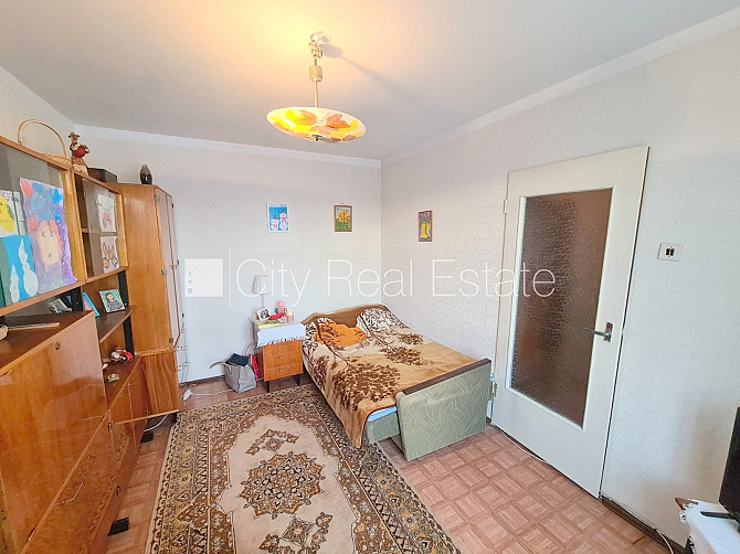 Фасадный дом, вход со двора, лифт, лестничная клетка после косметического Рига - изображение 4